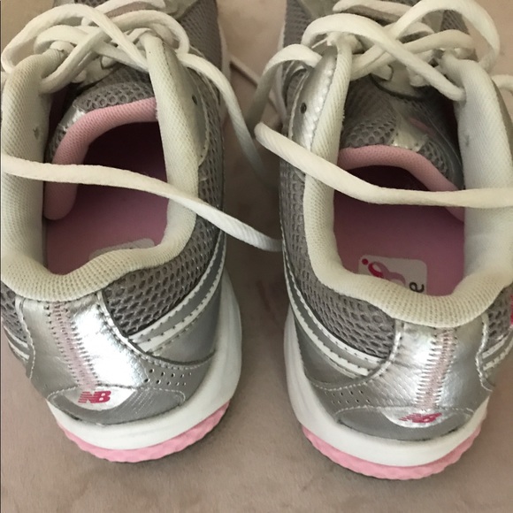New Balance Walking Shoes Susan G Komen New Balance Walking Shoes Susan G Komen