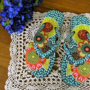 VERA BRADLEY BRAND NEW FLIP FLOPS