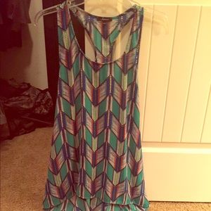 Size L tunic with cutouts