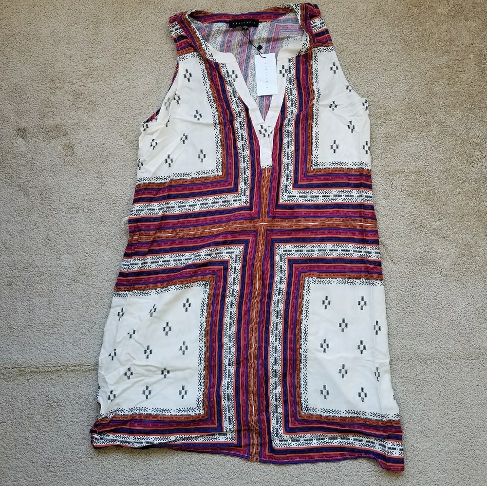 NWT   Great summer dress - Large 12