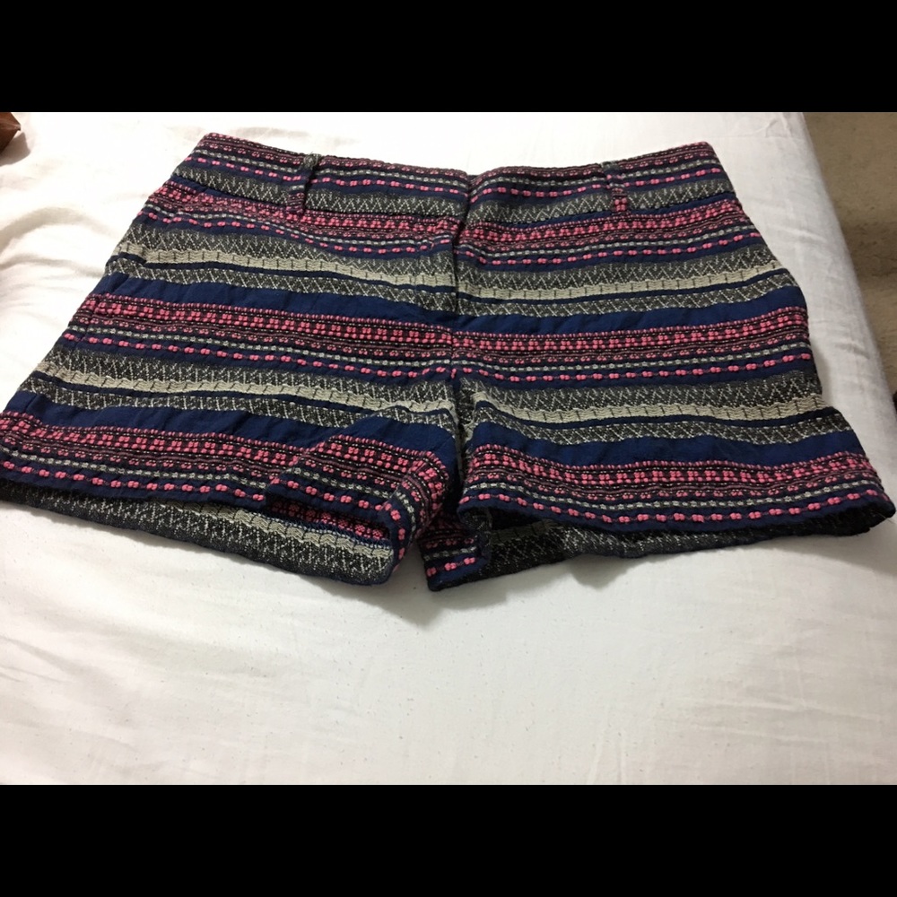 Ann  Taylor shorts with side pockets