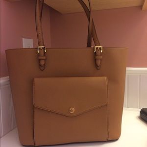 Michael Kors Jet Set Large Tote Bag!