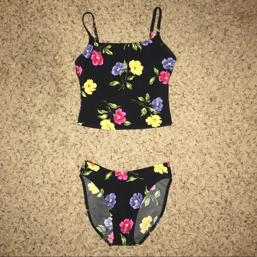 π«SOLDπ« Vintage Floral Two Piece Swimsuit - Picture 1 of 3