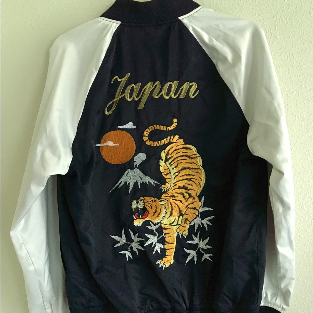 Exclusive! H&M Japan Tiger Embroidered Jacket