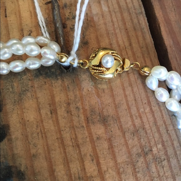 Vintage Pearl Necklace - Picture 2 of 2