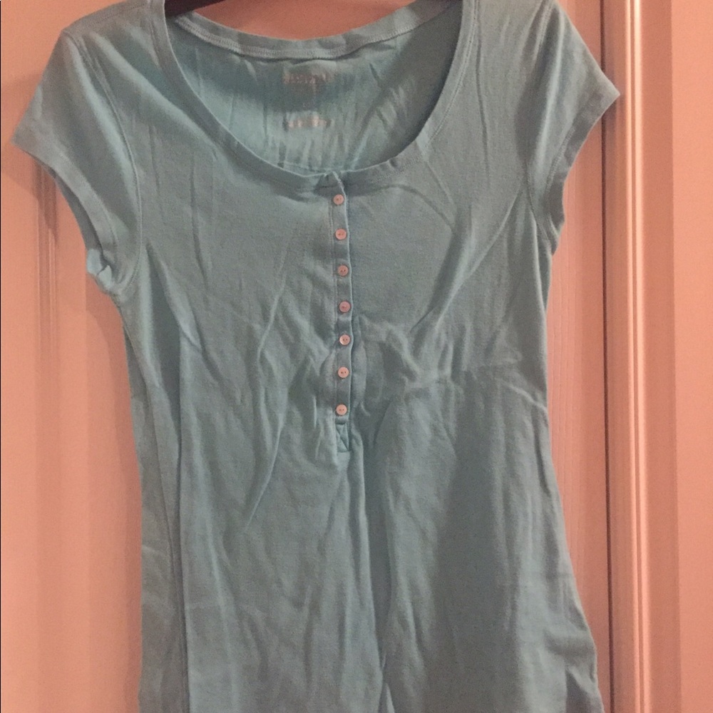 Great Button Mid-Down Tee - XL