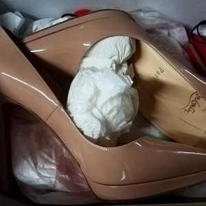 Christian Louboutin pigalle Plato nude shoes