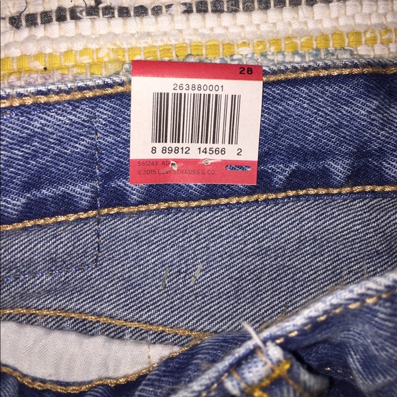 Levi's Mohave Kick Flare Distressed Jean size 28 - Picture 5 of 6