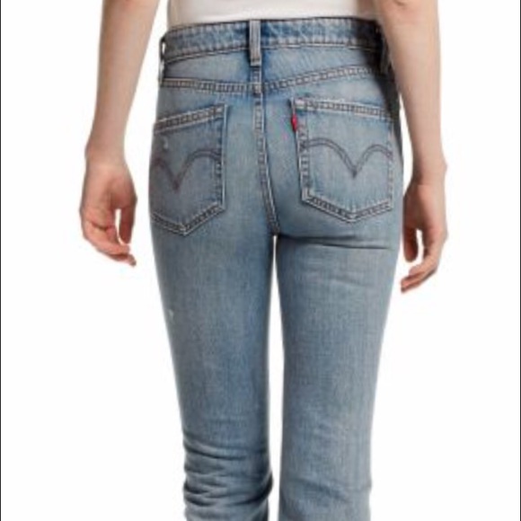 Levi's Mohave Kick Flare Distressed Jean size 28 - Picture 4 of 6