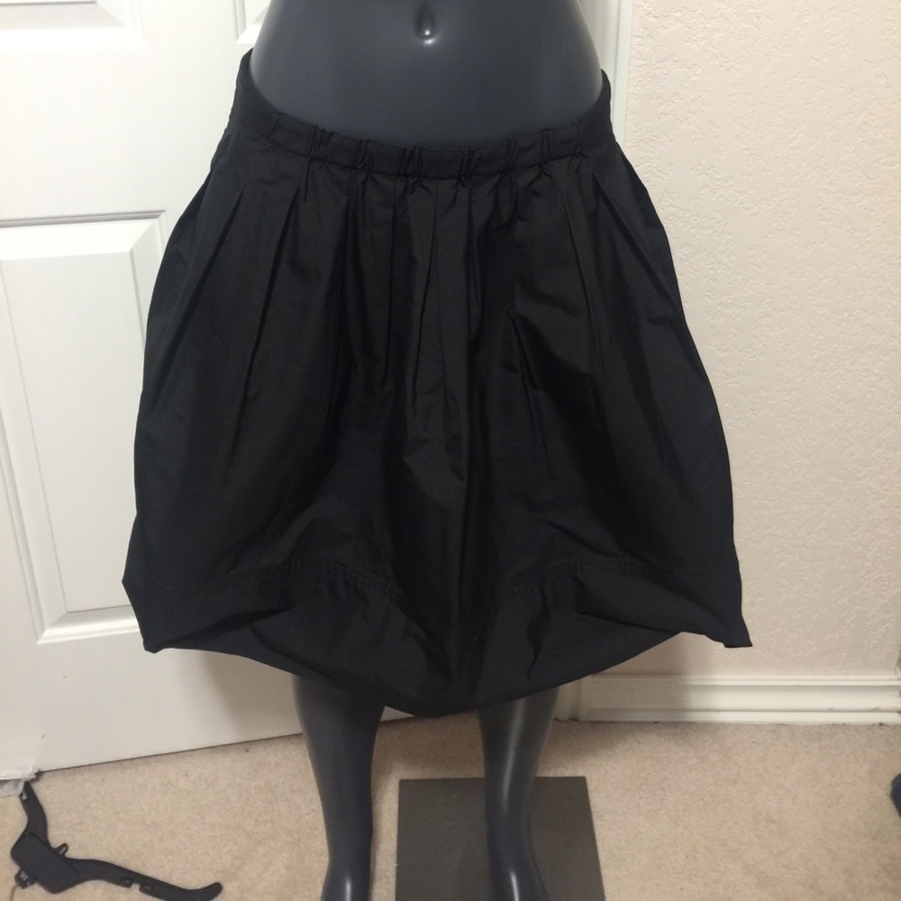 PRICED TO SELL- DKNY skirt