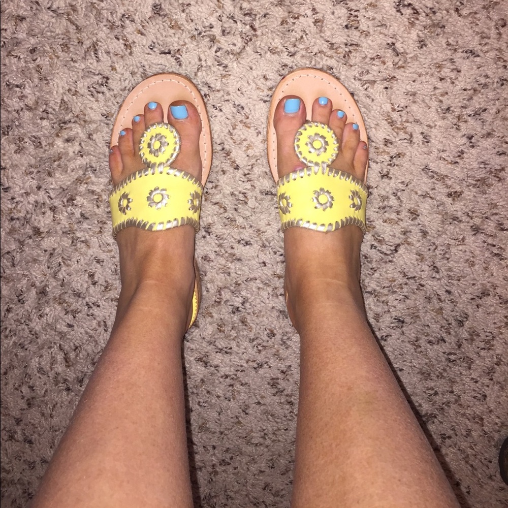 SOLD ‼️ Jack Rodgers sandals size 6