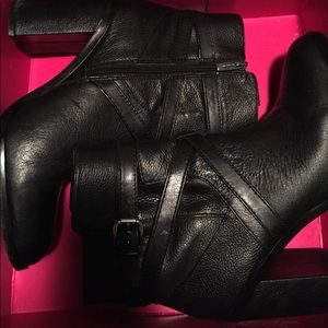 Vince Camuto Booties
