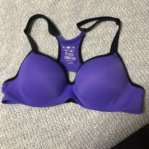 Push up sports bra
