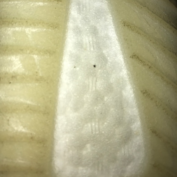 Yeezy 350 boostv2 zebra - Picture 5 of 8