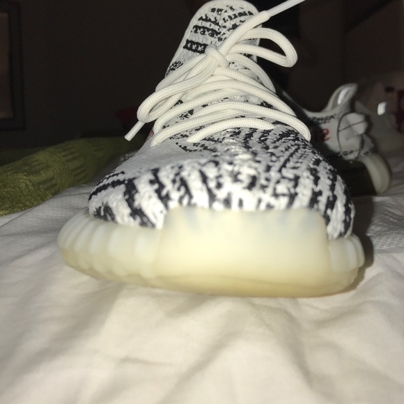 Yeezy 350 boostv2 zebra - Picture 6 of 8