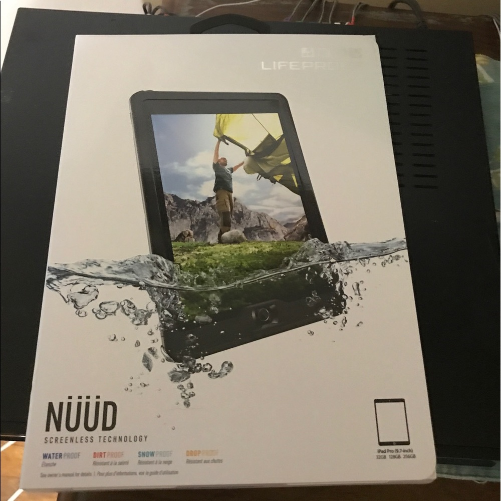 Life proof nuud case for iPad Pro