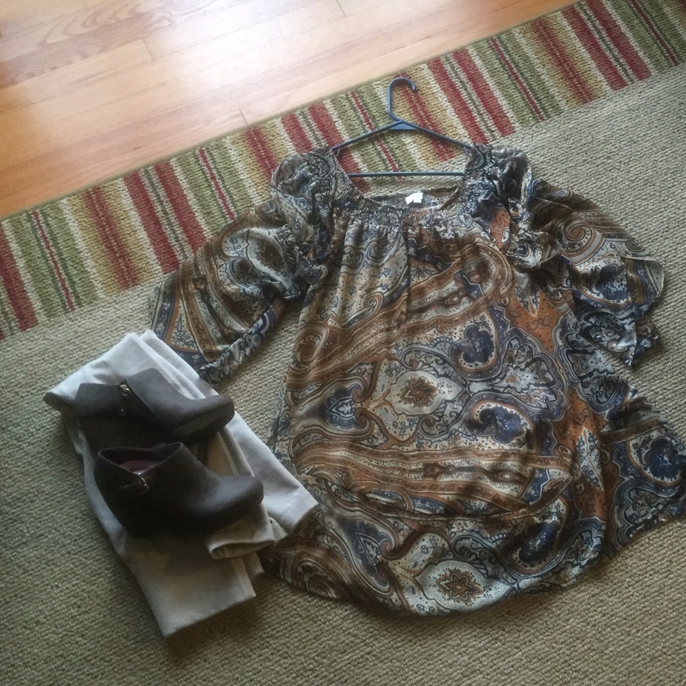 Umgee tunic top size medium