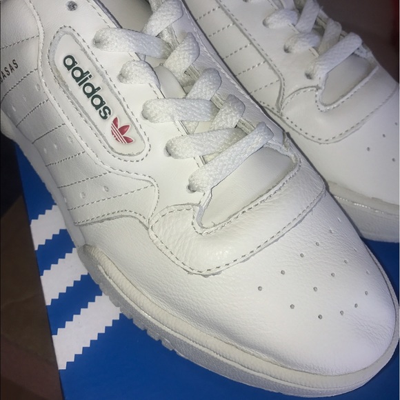 🔻SOLD AUTHENTIC YEEZY POWERPHASE CALABASAS ADIDAS - Picture 3 of 8