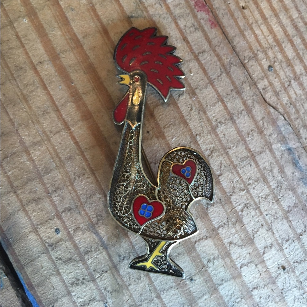 Rooster Brooches - Picture 1 of 2