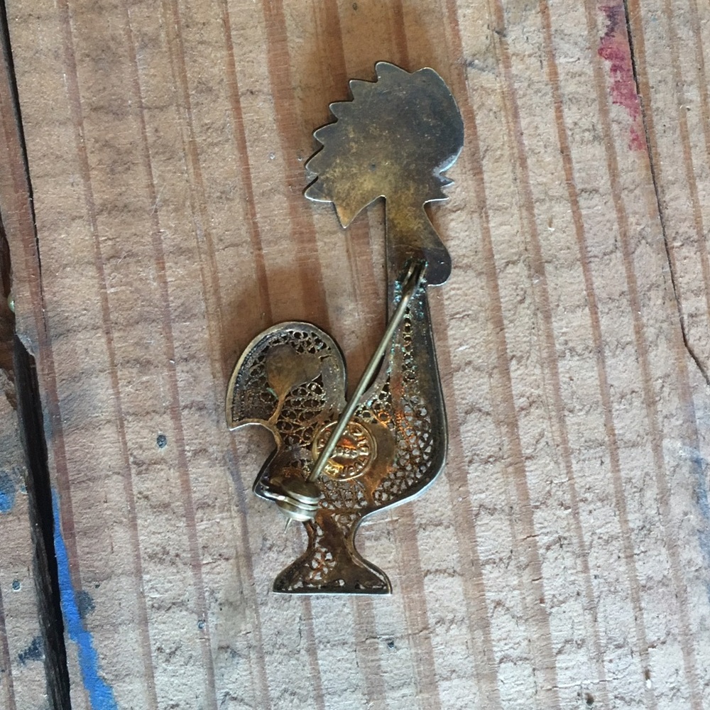 Rooster Brooches - Picture 2 of 2