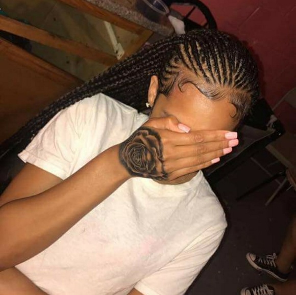 Meet your Posher, Kendall - Picture 1 of 1