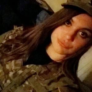 Meet your Posher, Katelyn