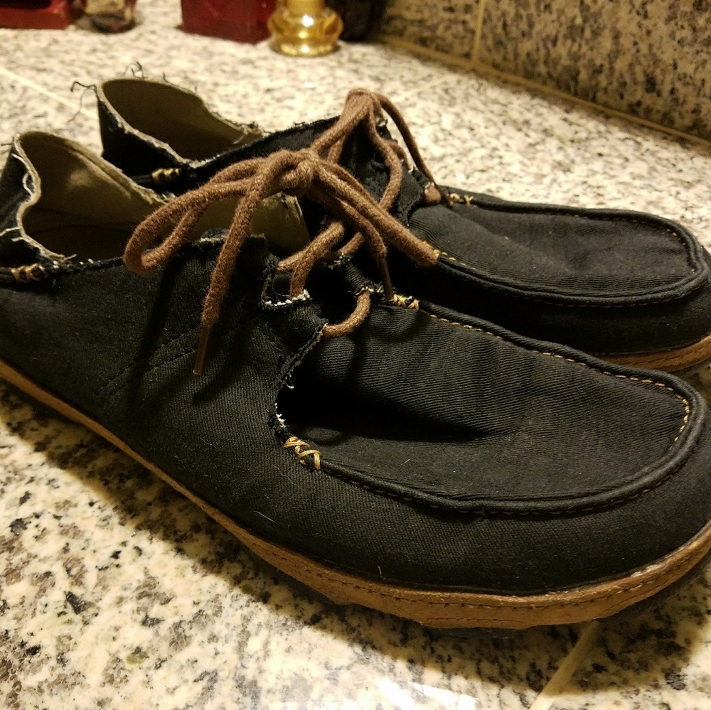 Olukai mens sz 10.5