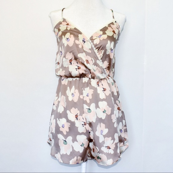 Tan Cream Floral V Neck Silky Romper - Picture 3 of 4