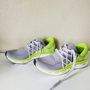 EUC Reebok Floatride Running Shoes - Size 8.5