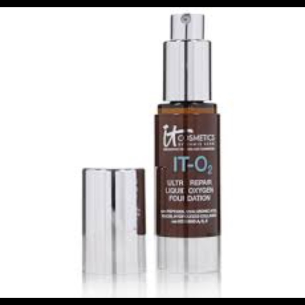 It Cosmetics O2 oxygen liquid foundation Tan