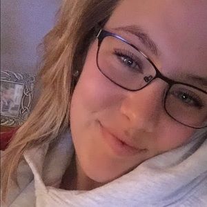 Meet your Posher, Jillian