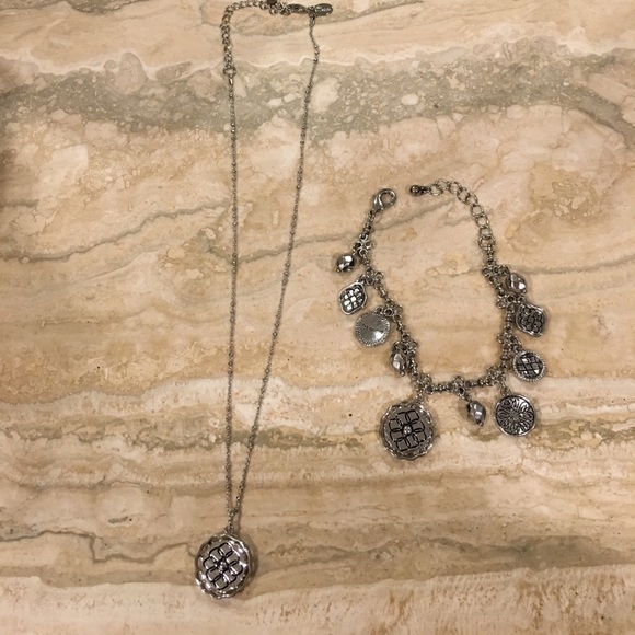 Lia Sophia Jewelry - LIA SOPHIA NECKLACE AND BRACELET SET