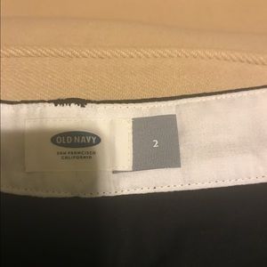 Black Old Navy shorts