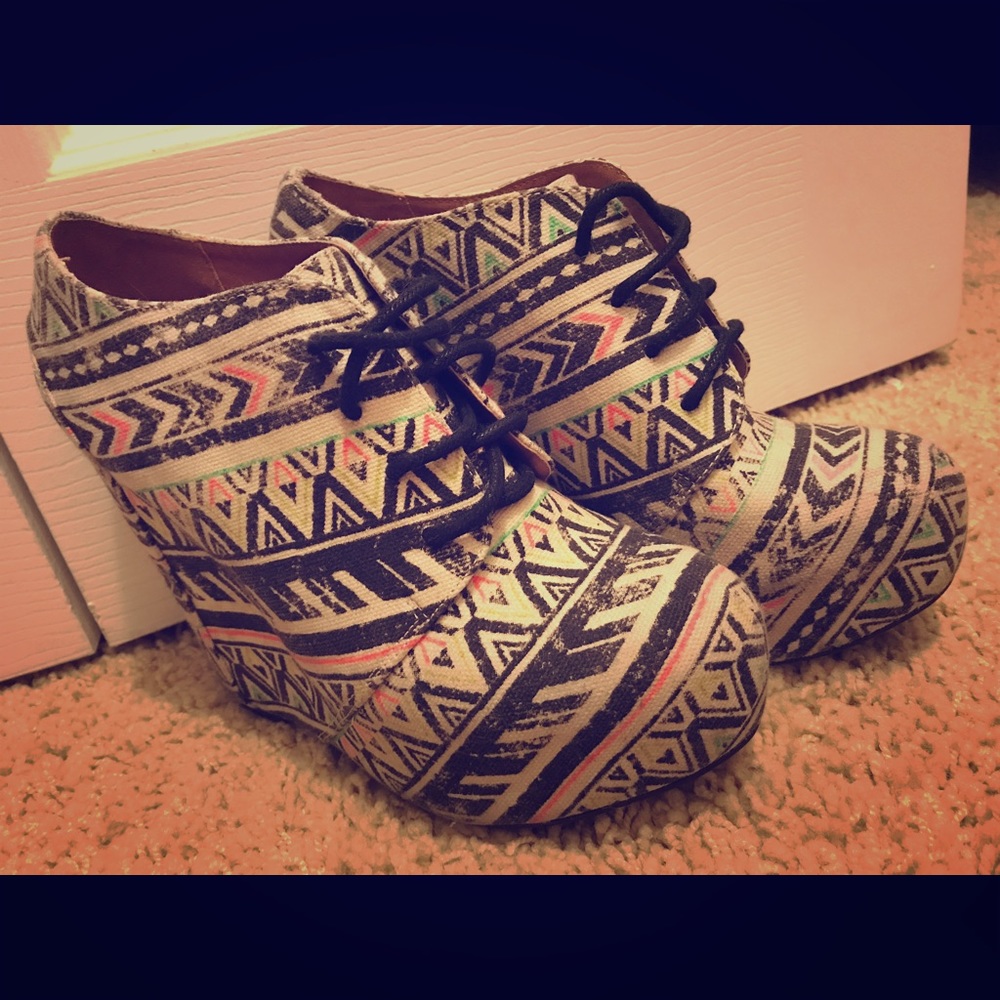 Wedge multicolored shoes