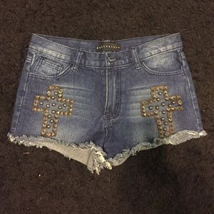 Studded mid rise cutoff shorts