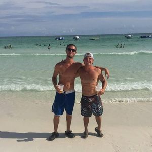 Meet your Posher, Logan