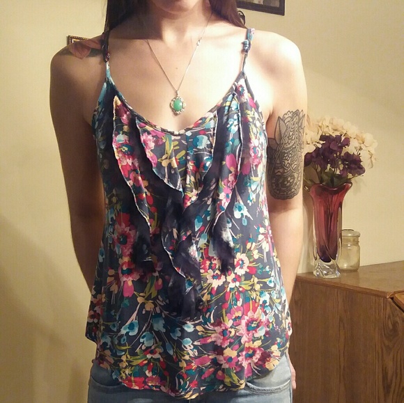 LC Lauren Conrad Tops - Lauren Conrad Soft Ruffled Blouse