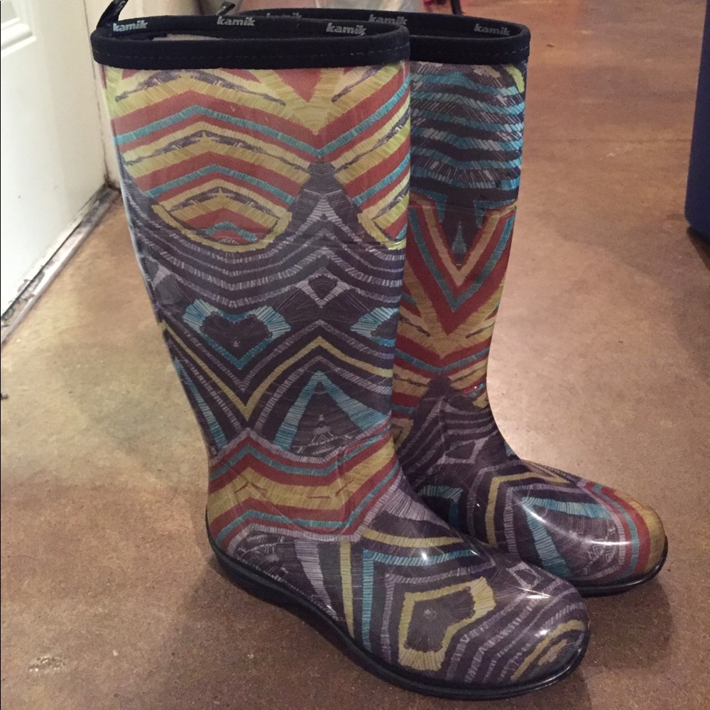 Kamik rain boots