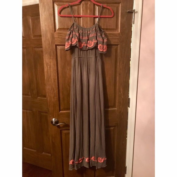 SOLD - Picture 4 of 5