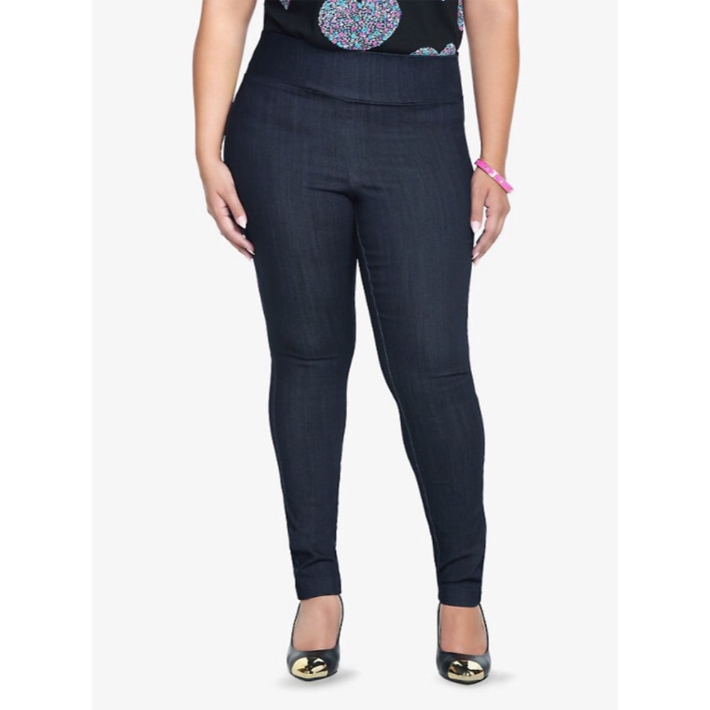 Dark Wash Pixie Pants / Jeggings