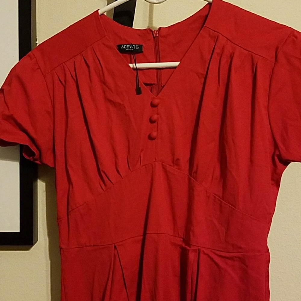 Red Dress - Picture 2 of 5