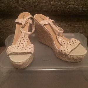 Cream wedges