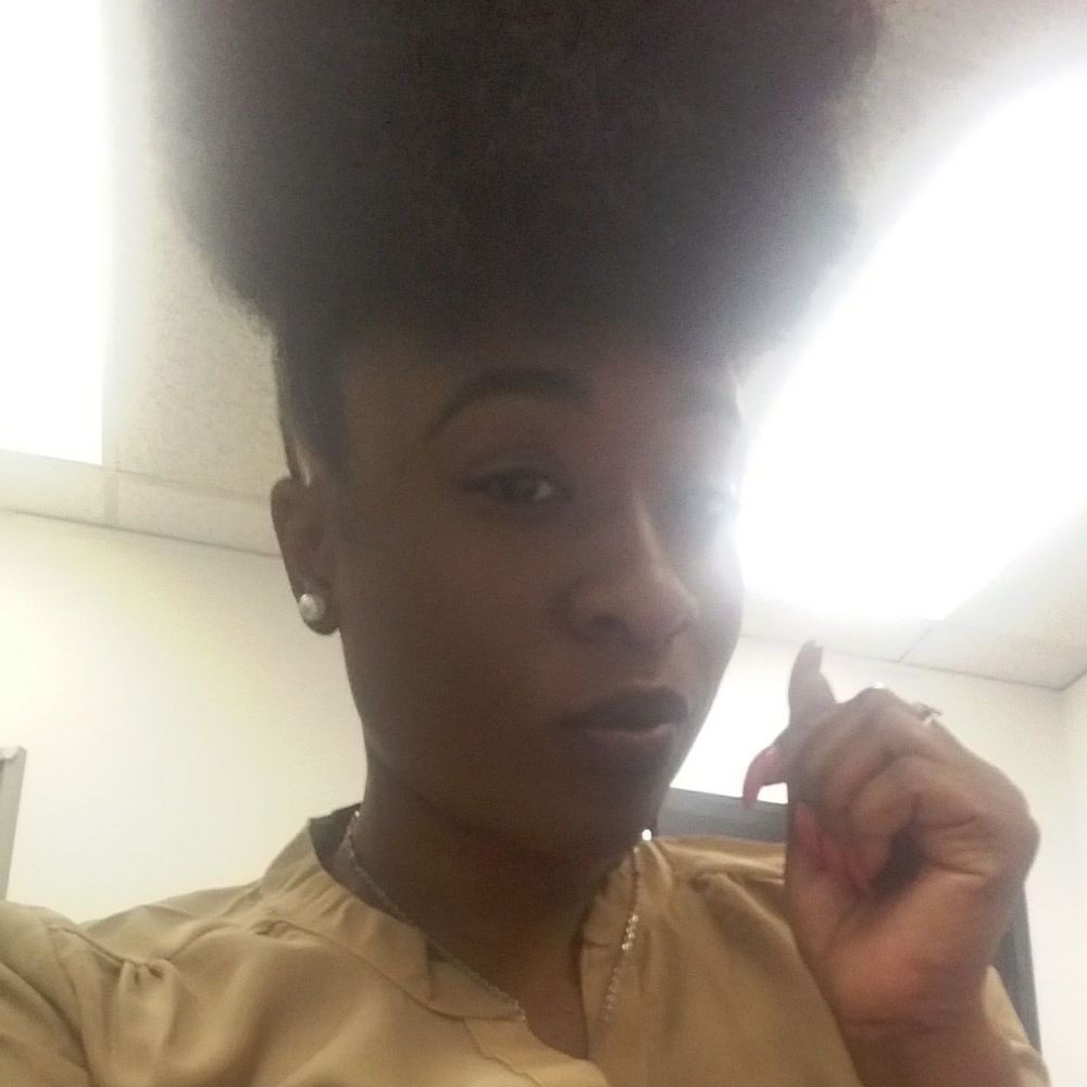 Meet your Posher, Chrissy janae