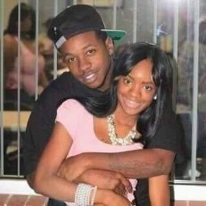 Meet your Posher, Aquila