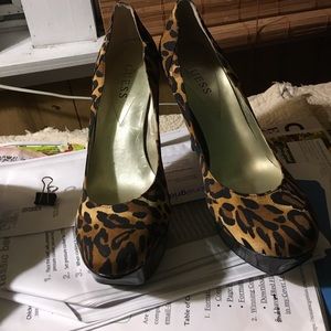 Guess leopard heels
