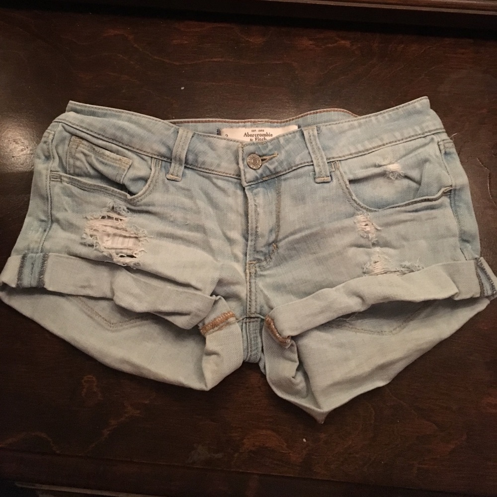 Light wash denim shorts