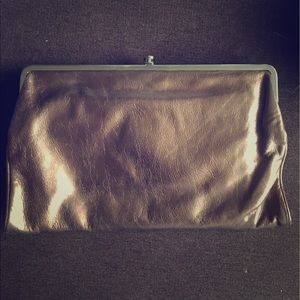 Hobo Lauren large wallet clutch bronze