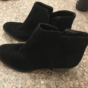 Jessica Simpson Suede Booties- perfect condition