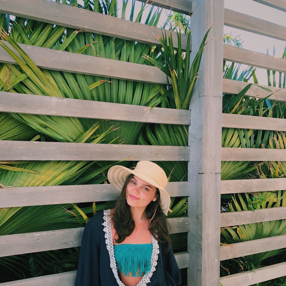 Meet your Posher, Courtney