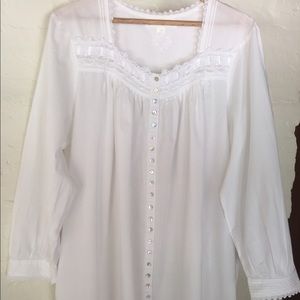 Eileen West long cotton nightgown sz LG